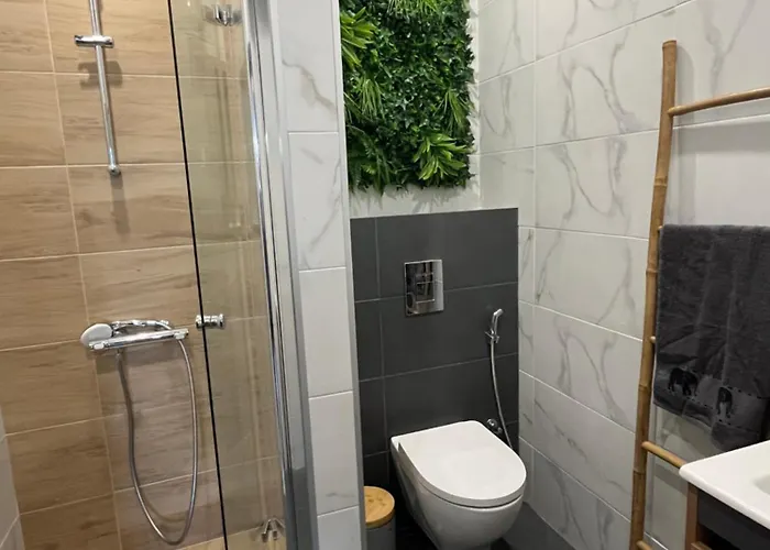 Апартаменты Queen, Saint Vlas, улица черно море 12